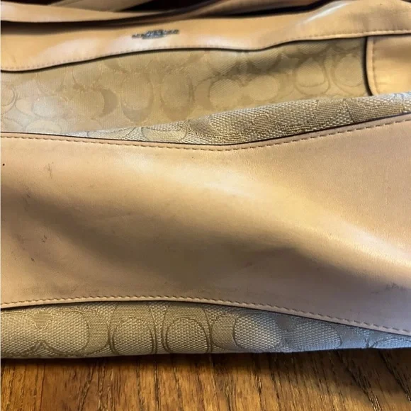 Coach Beige w/ Pink Leather Signature Shoulder Bag - Picture 8 of 16